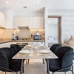 Stay By Latinem 2Br Holiday Home Cv A2709 Near Burj Khalifa